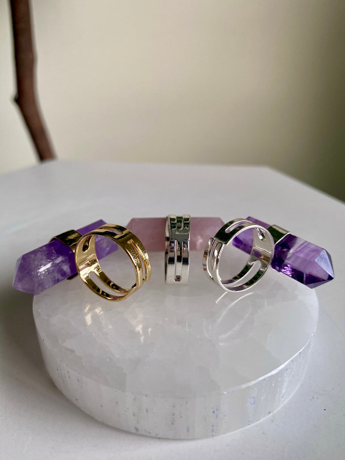 Double Terminated Crystal Rings